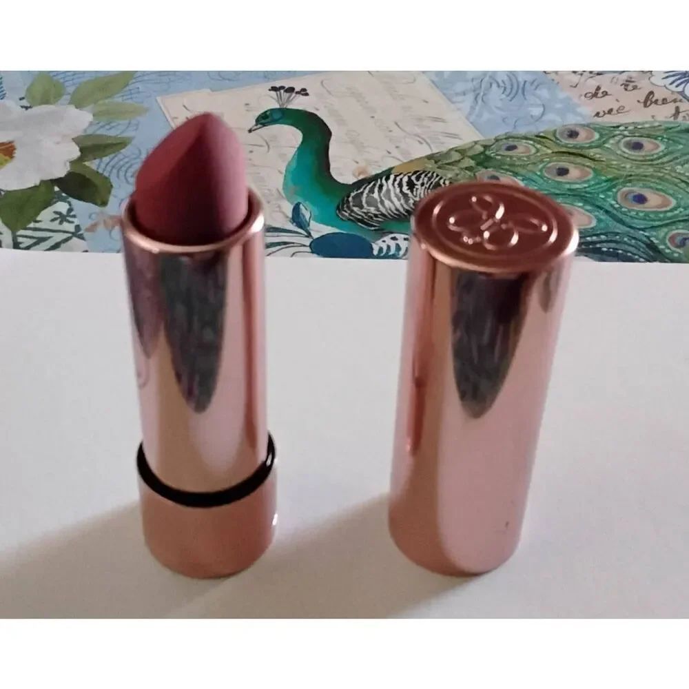 New~ANASTASIA BEVERLY HILLS Matte Lipstick in Blush Brown
